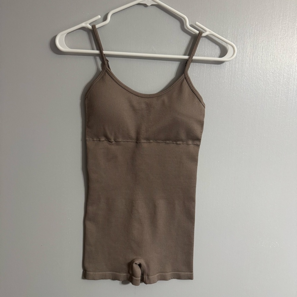 ANWND Womens Tan Ribbed Bodysuit Size Small